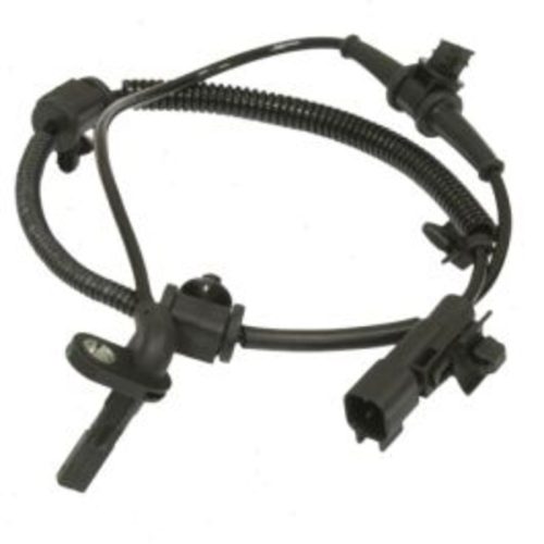 Hitachi Front Left ABS Wheel Speed Sensor for 2010-2011 Saab 9-5 2.0L 2.8L L4 V6