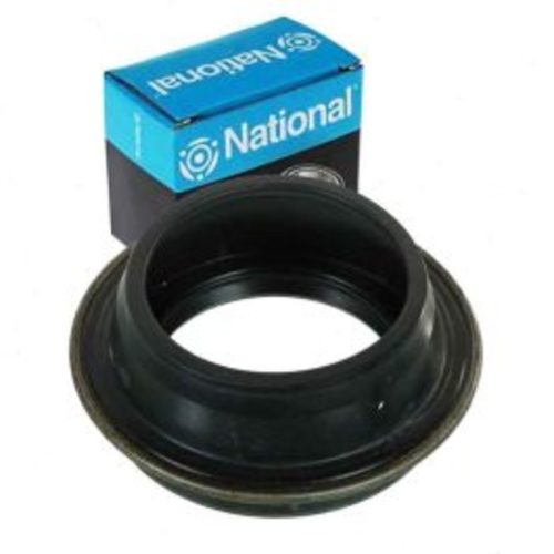 National Rear Transfer Case Output Shaft Seal for 2001-2002 Chevrolet Suburban 2500